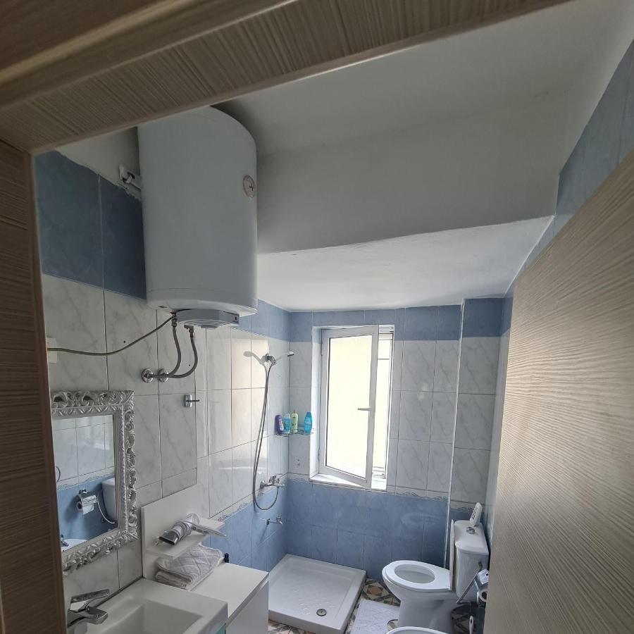 Saloon Tirana